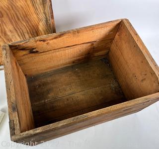 Primitive Painted Wood Crate with Lid and Message "Safe - Keep out and Stay Out".  14 x 15 1/2 x 23" 