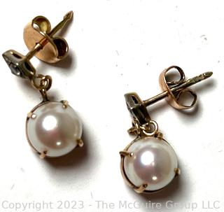 Antique 14K Yellow Gold with Natural Pearl Pierced Dangle Earrings.  4.9 grams total weight