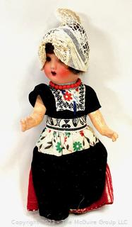 Antique 1930s Composition Souvenir Travel Doll Dressed in Ethnic Costumes - Netherlands. 