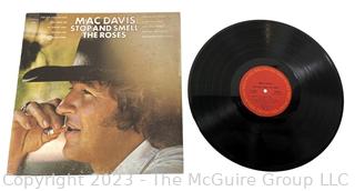 Vinyl Record Album: Mac Davis, "Stop And Smell The Roses", Columbia Records 1974.