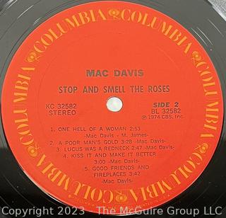 Vinyl Record Album: Mac Davis, "Stop And Smell The Roses", Columbia Records 1974.