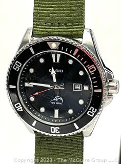 Casio Men's Black Dive Watch. 