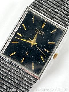 Citizen Quartz Wrist Watch with Black Face and Gold Numbers, Untested