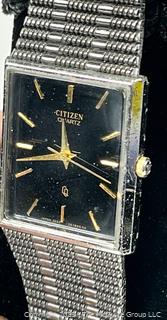 Citizen Quartz Wrist Watch with Black Face and Gold Numbers, Untested