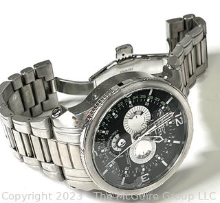 Swiss Made Chronograph Invicta Mens' Wristwatch. Model 4576