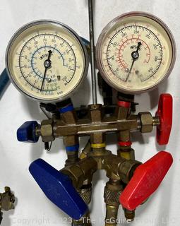 HVAC Hoses and Gauges. Untested