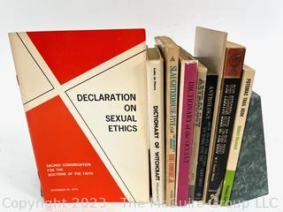 Collection of Paperbacks and Pamphlets 