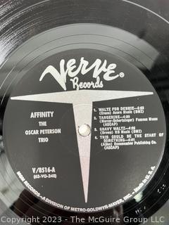 Jazz Vinyl Record Album 33 1/3 RPM: Oscar Peterson Trio (1962) - Affinity - Verve V/8516-B

