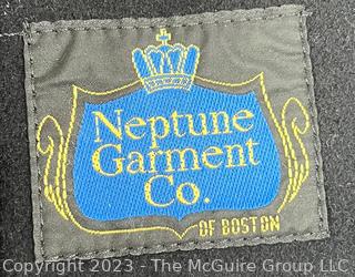 Neptune Garment Co Boston Military Grade Navy Blue Wool Peacoat with Gold Buttons.  Men's Large. 