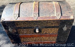 19th Century Pressed Tin and Wood Humpback Steamer Trunk with Lift Out Tray. 26" x 15" x 16"