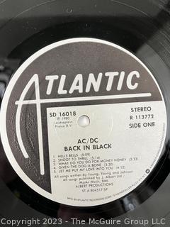 Classic Rock Vinyl Record Album: AC/DC (1980) - Back In Black - Atlantic Records SD 16018