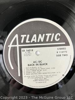 Classic Rock Vinyl Record Album: AC/DC (1980) - Back In Black - Atlantic Records SD 16018