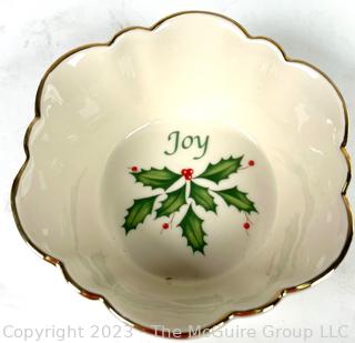 Christmas Holiday Serving Ware Including Lenox