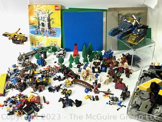 Large Collection of Vintage Legos Including Castle, Vehicles, Legoland, Figures and More. 