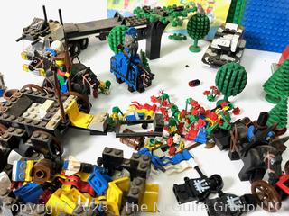 Large Collection of Vintage Legos Including Castle, Vehicles, Legoland, Figures and More. 