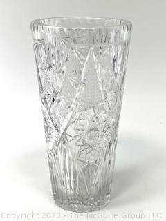 Clear Cut Crystal Glass Vase. 10"T