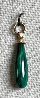 Malachite Stone Pendant with 14KT Yellow Gold Fittings. 2 grams total weight