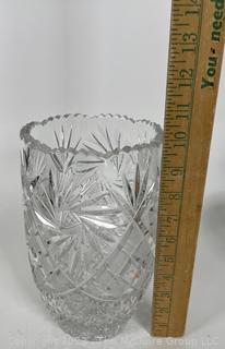 Cut Crystal Glass Vase. 10"T