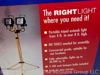 Right Light Dual Head Portable Work Light in Box 13"T