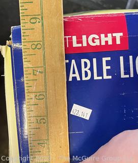 Right Light Dual Head Portable Work Light in Box 13"T