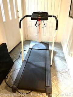 PRECOR Model 9.25i Treadmill