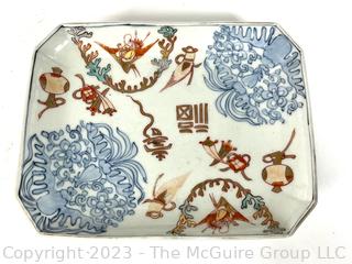 Japanese Octagonal Old Imari Hand Painted Porcelain Trinket Plate. 7.5 x 6"