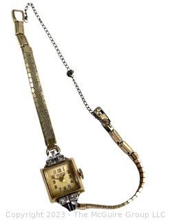 Helbros Ladies Watch in 14kt Yellow Gold Case.  11.3 grams total weight. 