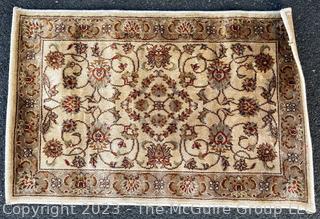 Contemporary Area Rug on Beige Rug. 19" x 28"