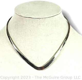 Flat Slider V Choker Necklace in Sterling Silver. 26g