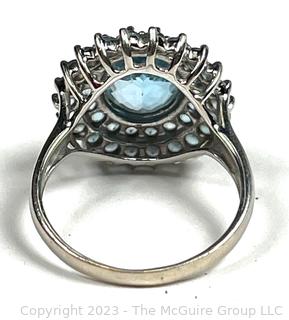 14kt White Gold and Blue Aquamarine Stone Surround Ring.  Missing stone. 