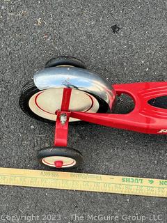 Radio Flyer Retro Red Scooter. 40" long x 28" Tall