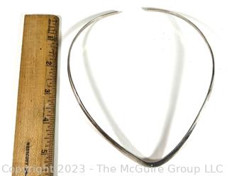 Flat Slider V Choker Necklace in Sterling Silver. 26g