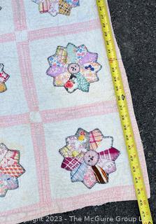 Hand Stitched Flour Sack Quilt in Dresden Plate Pattern.  36" x 46".