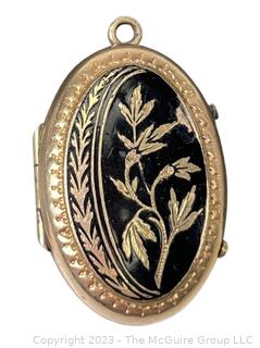 Victorian Damascene Inlaid Flower Pendant Locket. 