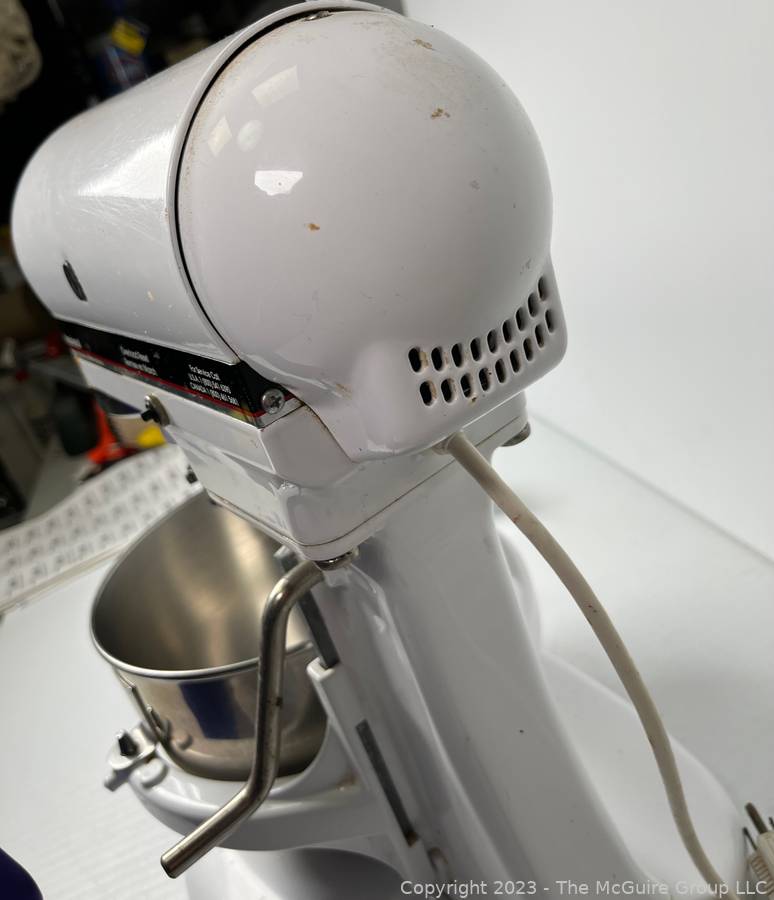 Sold at Auction: Hobart KitchenAid Model K5SS Stand Mixer