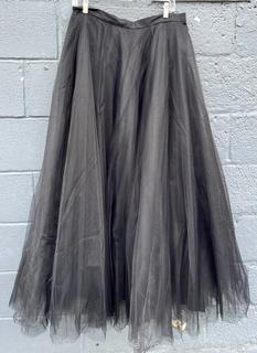 Tadashi Shoji Black Tulle Full Length Skirt