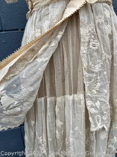 Cream White Edwardian Net Rosebud Afternoon Tea or Bridal Gown with Handmade Lace, Early 1900s