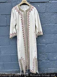 White Embroidered Robe or Caftan