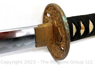 Japanese Samurai Katana Sword with Lacquer Scabbard. 