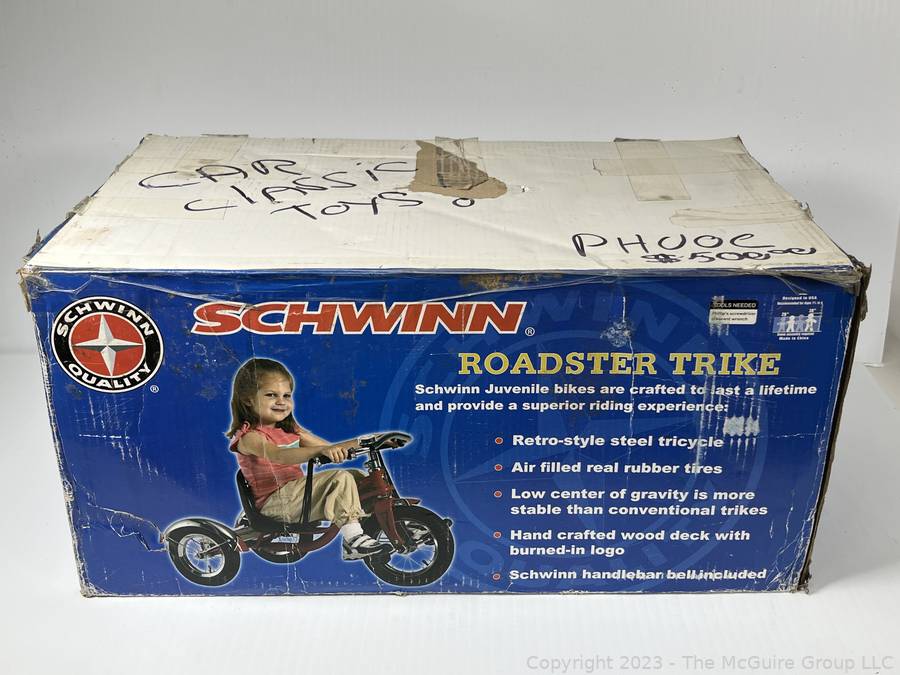 Schwinn roadster tricycle blue hot sale