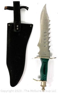 Frost Cutlery Hunting Knife with Green Wood Handle