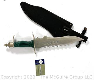 Frost Cutlery Hunting Knife with Green Wood Handle