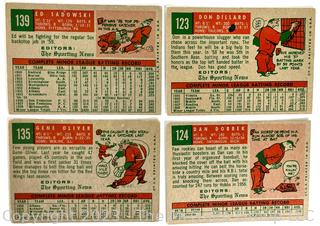 Sports Cards: Baseball: 18 Topps Cards Circa Early 1960's