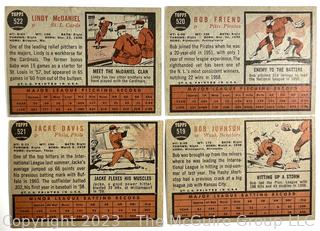 Sports Cards: Baseball: 18 Topps Cards Circa Early 1960's