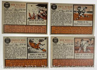 Sports Cards: Baseball: 18 Topps Cards Circa Early 1960's