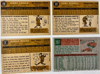 Sports Cards: Baseball: 17 Topps Cards Circa Early 1960's