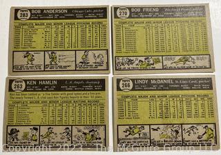 Sports Cards: Baseball: 25 1961 Topps; Hodges, Kubek, Fox, Wynn, Burgess, Covington et al