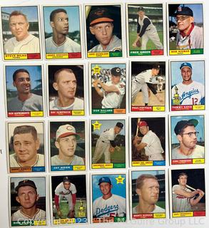 Sports Cards: Baseball: 20 Topps Cards Circa Early 1960's