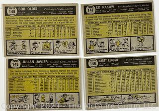 Sports Cards: Baseball: 20 Topps Cards Circa Early 1960's