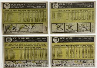 Sports Cards: Baseball: 20 Topps Cards Circa Early 1960's